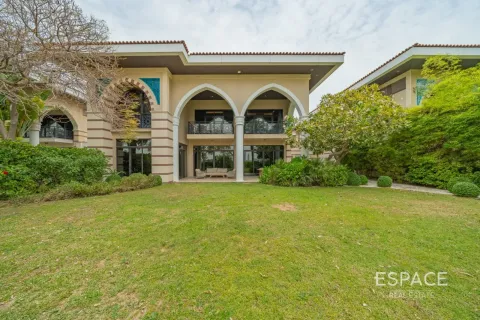 Βίλα σε Palm Jumeirah, Dubai, ΗΑΕ 5 υπνοδωμάτια, 413 τ.μ. Αρ. 738338