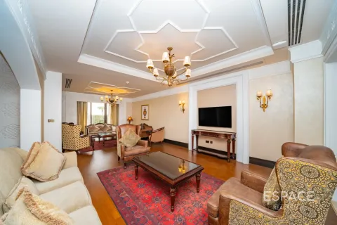 Villa zur Miete in Palm Jumeirah, Dubai, VAE 5 Schlafzimmer, 413 m2 Nr. 738339 - Foto 3