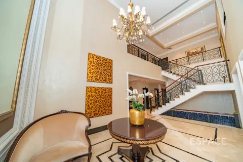 Βίλα σε Palm Jumeirah, Dubai, ΗΑΕ 5 υπνοδωμάτια, 413 τ.μ. Αρ. 738339