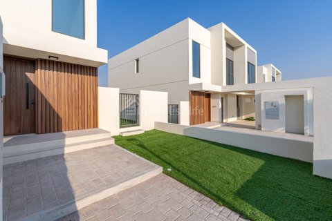 Kaupunkipientalo Town Square, Dubai, Arabiemiraatit 4 makuuhuonetta, 259 m2 № 726423 - kuva 11