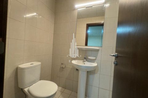 Снять в аренду квартиру в Corniche Road, Абу-Даби, ОАЭ 4 спальни, 297.3м2, № 482200 - фото 18
