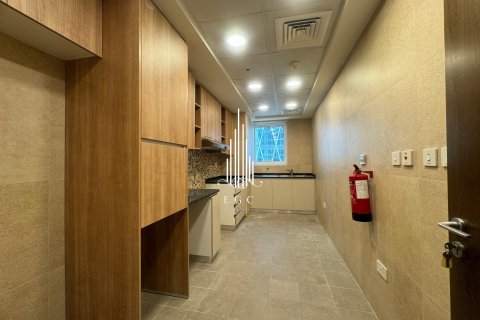 Снять в аренду квартиру в Corniche Road, Абу-Даби, ОАЭ 4 спальни, 297.3м2, № 482200 - фото 7