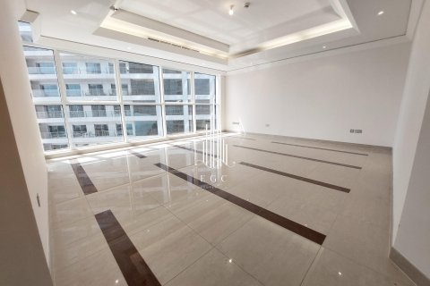 Lägenhet uthyres i Corniche Road, Abu Dhabi, UAE 3 sovrum, 236.9 kvm Nr. 482216 - fotografi 2