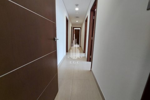 Lägenhet uthyres i Corniche Road, Abu Dhabi, UAE 3 sovrum, 236.9 kvm Nr. 482216 - fotografi 12