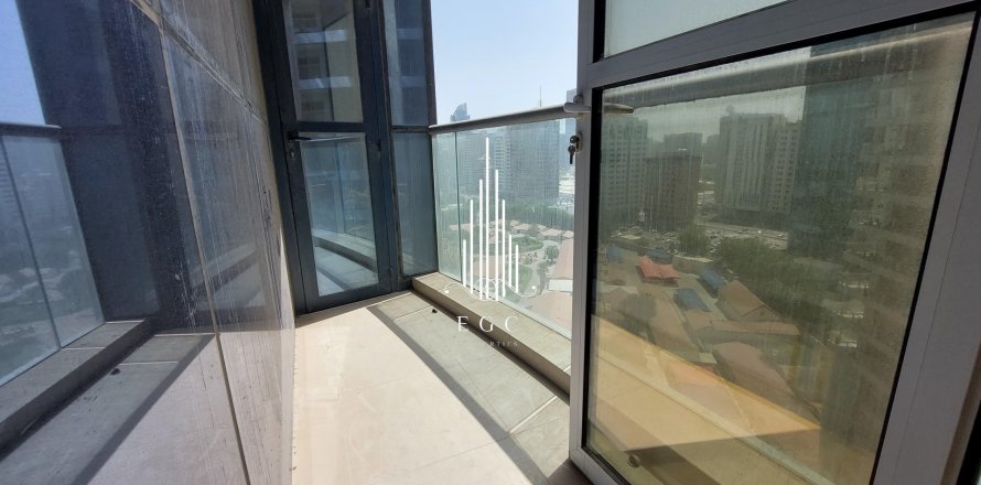 Lägenhet i Corniche Road, Abu Dhabi, UAE 3 sovrum, 236.9 kvm Nr. 482216