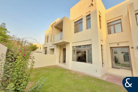 Villa Reem, Dubaijā, AAE 3 istabas, 234 m2 Nr. 667934