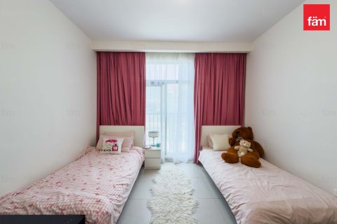 Villa til salg i Dubai, UAE 3 soveværelser, 347.7 kvm № 703684 - foto 20