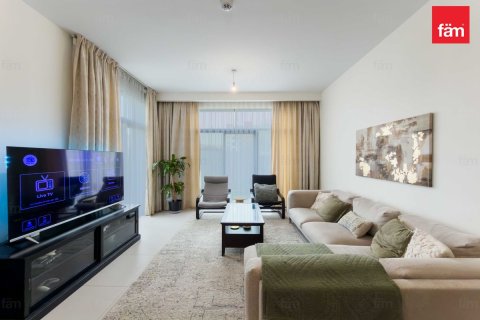Villa til salg i Dubai, UAE 3 soveværelser, 347.7 kvm № 703684 - foto 3
