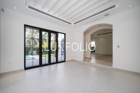 Villa till försäljning i Jumeirah Golf Estates, Dubai, UAE 6 sovrum, 1326 kvm Nr. 627496 - fotografi 6