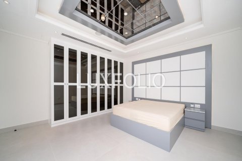 Villa till försäljning i Jumeirah Golf Estates, Dubai, UAE 6 sovrum, 1326 kvm Nr. 627496 - fotografi 19