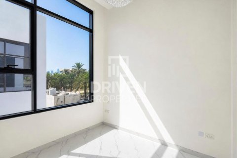 Vila u Jumeirah, Dubai, UAE 6 spavaćih soba, 1424.02 m2 Br. 747030 - fotografija 15