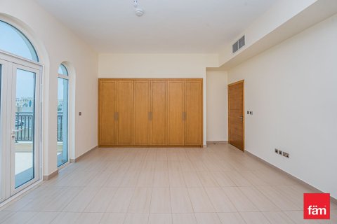 Villa zur Miete in Dubai, VAE 4 Schlafzimmer, 510 m2 Nr. 698894 - Foto 8
