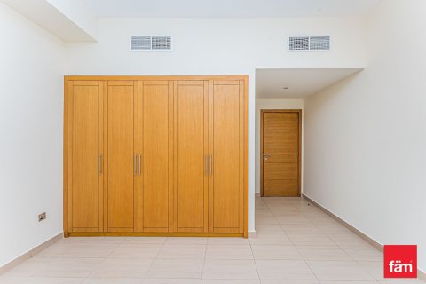 Villa zur Miete in Dubai, VAE 4 Schlafzimmer, 510 m2 Nr. 698894 - Foto 10