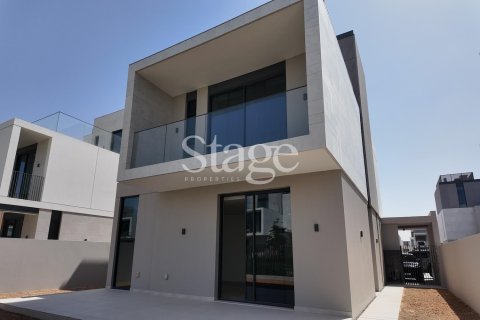 Villa till försäljning i Arabian Ranches 3, Dubai, UAE 4 sovrum, 457 kvm Nr. 761461 - fotografi 2