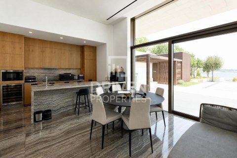 Villa para venda em Jumeirah, Dubai, EAU 6 quartos, 2703.57 m2 № 761465 - foto 10