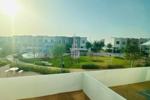 Villa zur Miete in Yas Island, Abu Dhabi, VAE 4 Schlafzimmer, 209.5 m2 Nr. 544452 - Foto 12