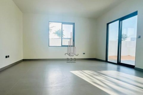 ویلا در Yas Island، Abu Dhabi ، امارات متحده عربی 4 خوابه ، 209.5 متر مربع.  شماره 544452