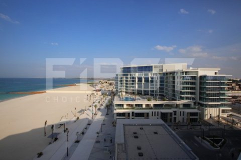 Saadiyat Island、Abu Dhabi、UAEにあるマンション 1ベッドルーム、110 m2 No407774