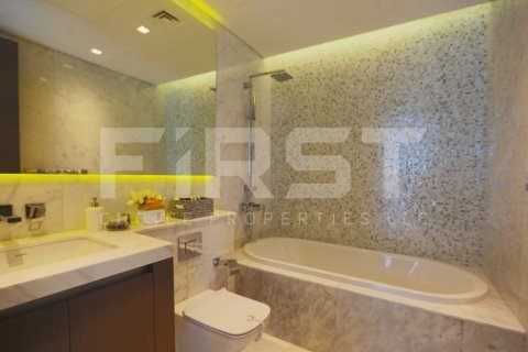Vila na Yas Island, Abu Dhabi, UAE 4 spavaće sobe, 447 m2 Br. 407772 - Slika 11