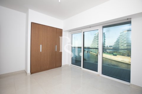 Apartman u Al Raha Beach, Abu Dhabi, UAE 188 m2, 3 spavaćih soba Br. 716949