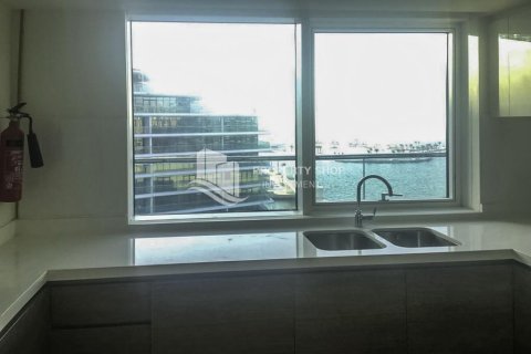 Apartamento en venta en Al Raha Beach, Abu Dhabi, EAU 3 dormitorios, 221 m2 № 716946 - foto 21