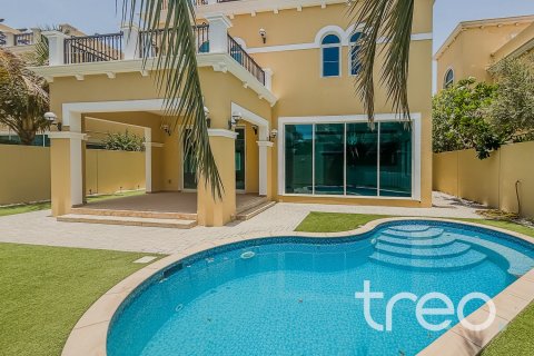 Villa a Jumeirah Park, Dubai, EAU 4 camere da letto, 386.2 mq. № 761399