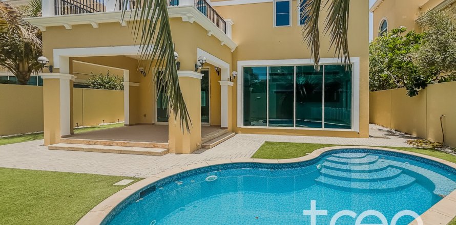 Villa a Jumeirah Park, Dubai, EAU 4 camere da letto, 386.2 mq. № 761399