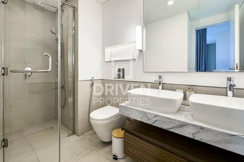 Apartament de închiriat în Umm Suqeim, Dubai, EAU 2 dormitoare, 107.77 mp.  №757276 - poză 13
