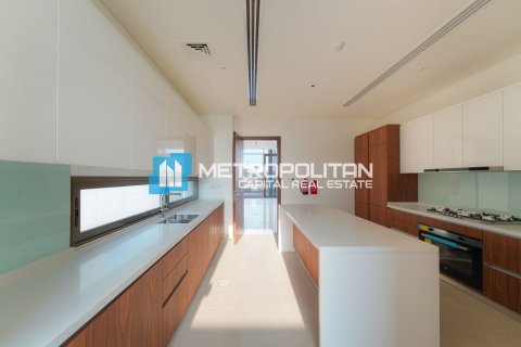 Villa en venta en Abu Dhabi, EAU 5 dormitorios, 1232.1 m2 № 690593 - foto 5