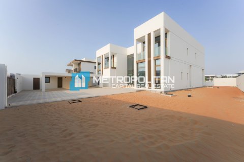 Villa en venta en Abu Dhabi, EAU 5 dormitorios, 1232.1 m2 № 690593 - foto 28