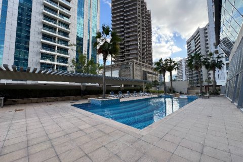 Appartamento in vendita a Dubai, EAU 2 camere da letto, 269.27 mq. № 691674 - foto 9