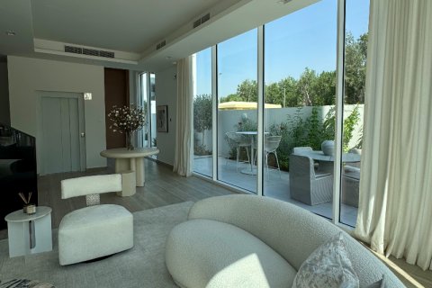 Dubai, BAE’de satılık villa 4 yatak odası, 459.14 m&sup2; No 691673 - fotoğraf 3