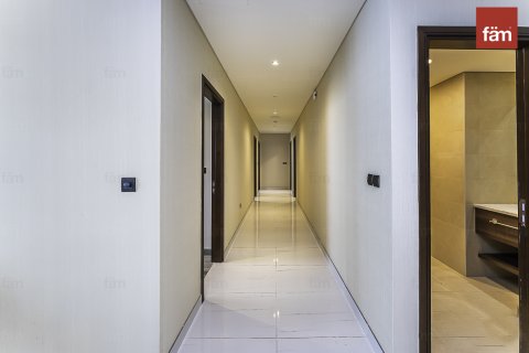 Apartament na sprzedaż w Dubai Media City, Dubai, ZEA 3 sypialnie, 212.8 mkw., nr 580970 - zdjęcie 9