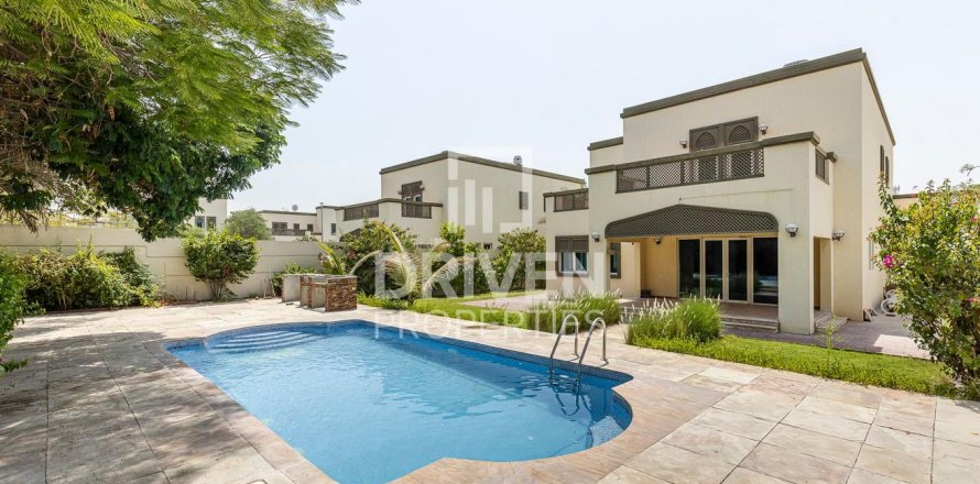 Villa sa Jumeirah Park, Dubai, UAE 4 silid-tulugan, 759.2 sq.m. № 761885