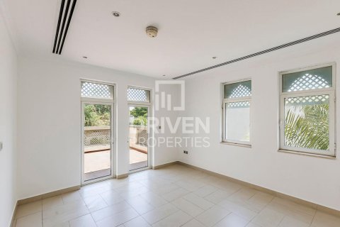 Villa sa Jumeirah Park, Dubai, UAE 4 silid-tulugan, 759.2 sq.m. № 761885 - larawan 16