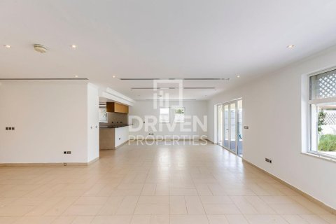 Villa sa Jumeirah Park, Dubai, UAE 4 silid-tulugan, 759.2 sq.m. № 761885 - larawan 6