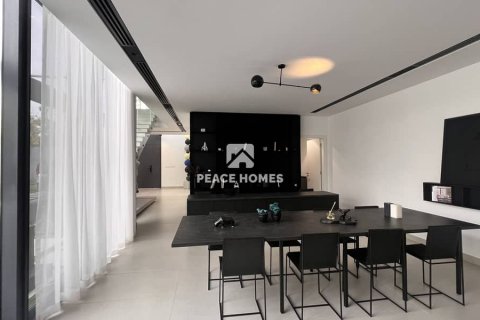 Villa itt: Tilal City, Sharjah, EAE, 4 hálószoba, 388 m², azonosító: 423368 - fénykép 7