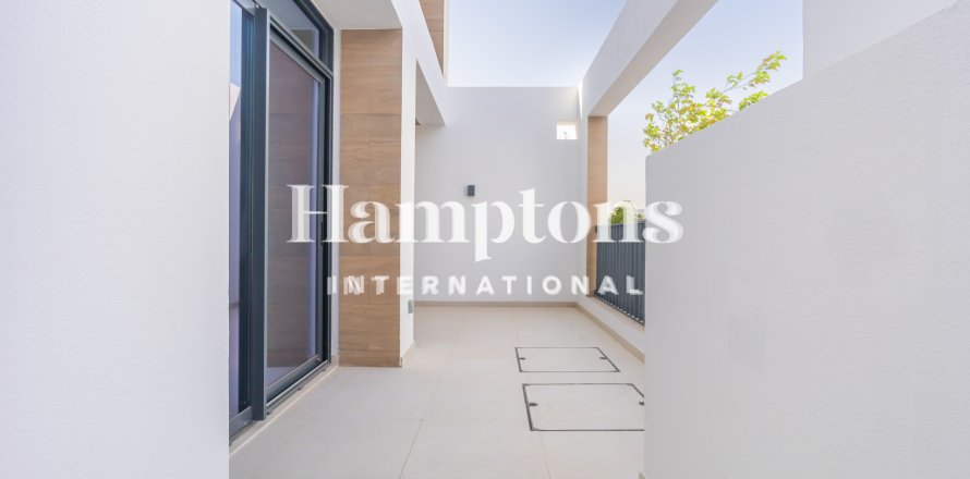 Casa urbana em Arabian Ranches 3, Dubai, EAU 3 quartos, 127.58 m2 № 719385