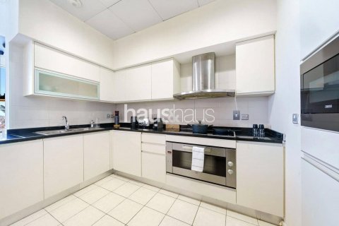 Apartament do wynajęcia w Palm Jumeirah, Dubai, ZEA 2 sypialnie, 159 mkw., nr 626745 - zdjęcie 4