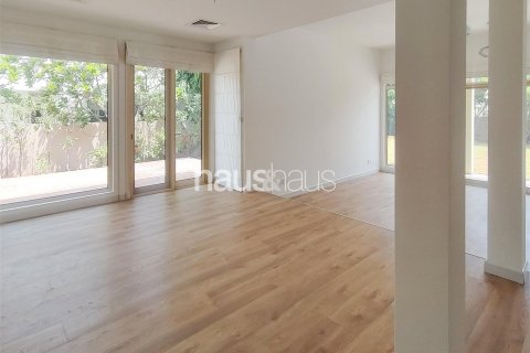 Villa in Arabian Ranches, Dubai, UAE 3 bedrooms, 309 sq.m. № 626741 - photo 12