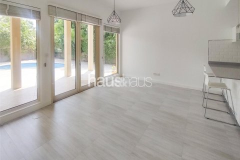 Villa in Arabian Ranches, Dubai, UAE 3 bedrooms, 309 sq.m. № 626741 - photo 9