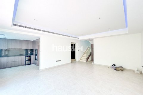 Таунхаус в Арабиан Ранчес, Дубай, ОАЕ 3 спальні, 255м2 № 626743