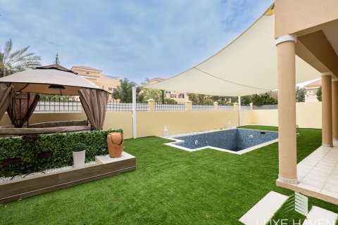 Villa in The Villa, Dubai, VAE: 5 Schlafzimmer, 517.56 m2 Nr. 420425