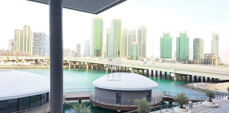 Townhouse i Tourist Club Area, Abu Dhabi, UAE 4 soveværelser, 235.9 kvm № 507026