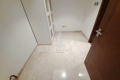 Townhouse til leje i Tourist Club Area, Abu Dhabi, UAE 4 soveværelser, 235.9 kvm № 507026 - foto 8