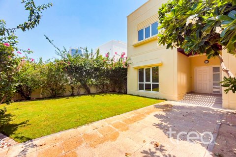 Вилла Meadows, Дубай, БАӘ-да 5 жатын бөлмелер, 354.89 м² № 733460 - фото 12
