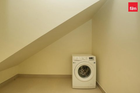Kuća u nizu u gradu Dubai, UAE 4 spavaće sobe, 144 m2 Br. 739101 - Slika 14