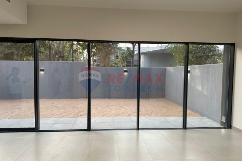 Tilal City, Sharjah, BAE’de satılık sıra ev 3 yatak odası, 231.2 m&sup2; No 572731 - fotoğraf 9