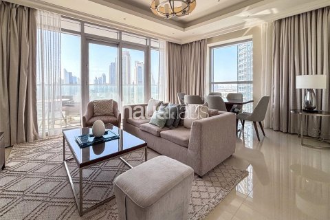 Apartament de vânzare în Downtown Dubai (Downtown Burj Dubai), Dubai, EAU 2 dormitoare, 140 mp.  №626109 - poză 2