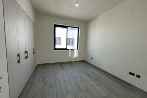 Зняти в оренду таунхаус на Остров Яс, Абу-Даби, ОАЕ 3 спальні, 168.7м2, № 451885 - фото 2